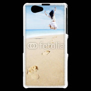 Coque Sony Xperia Z1 Compact Femme sautant face à la mer