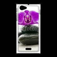Coque Sony Xpéria J Orchidée violette sur galet noir